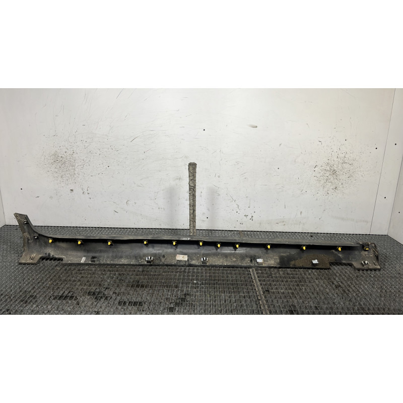 Bas de caisse gauche KIA STONIC Photo n°4