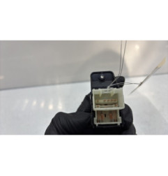 Interrupteur de leve vitre arriere droit KIA STONIC