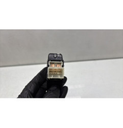 Interrupteur de leve vitre arriere gauche KIA STONIC