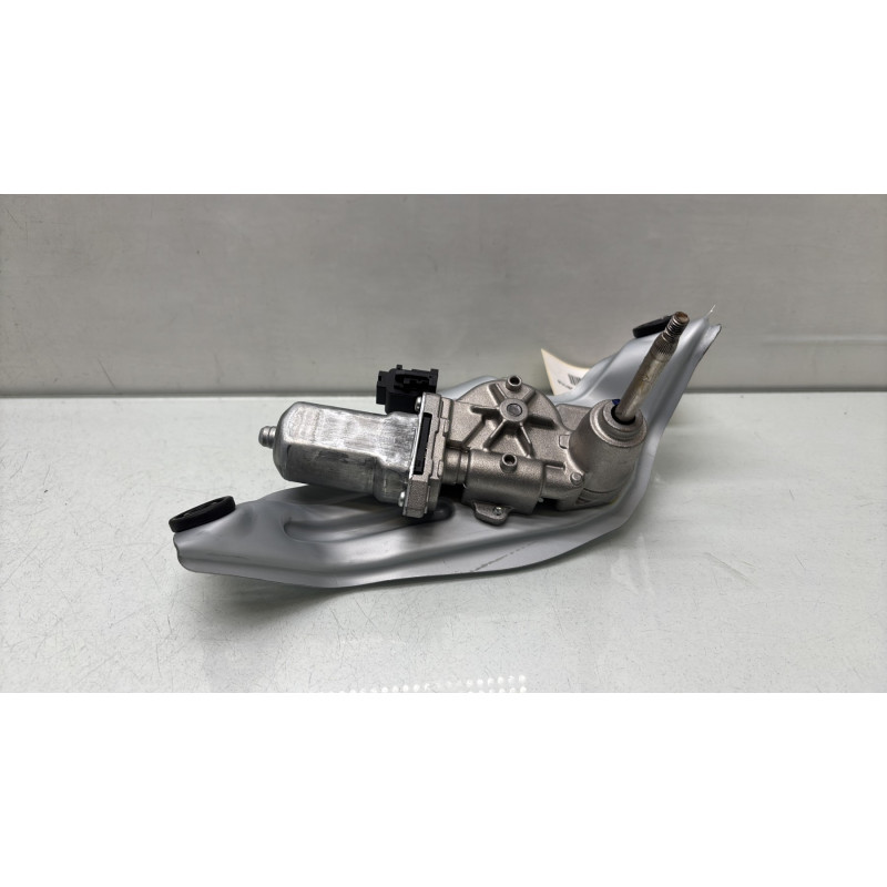 Moteur essuie glace arriere KIA STONIC Photo n°1