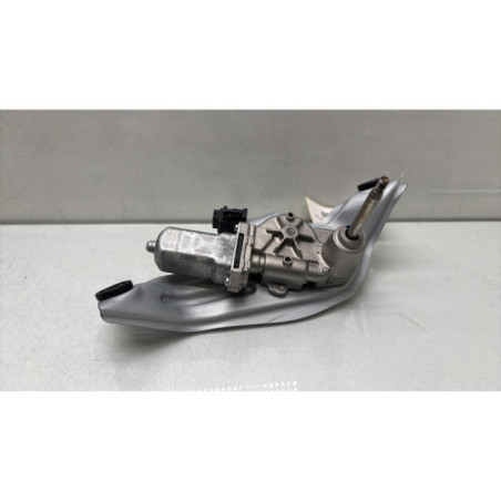 Moteur essuie glace arriere KIA STONIC Photo n°1