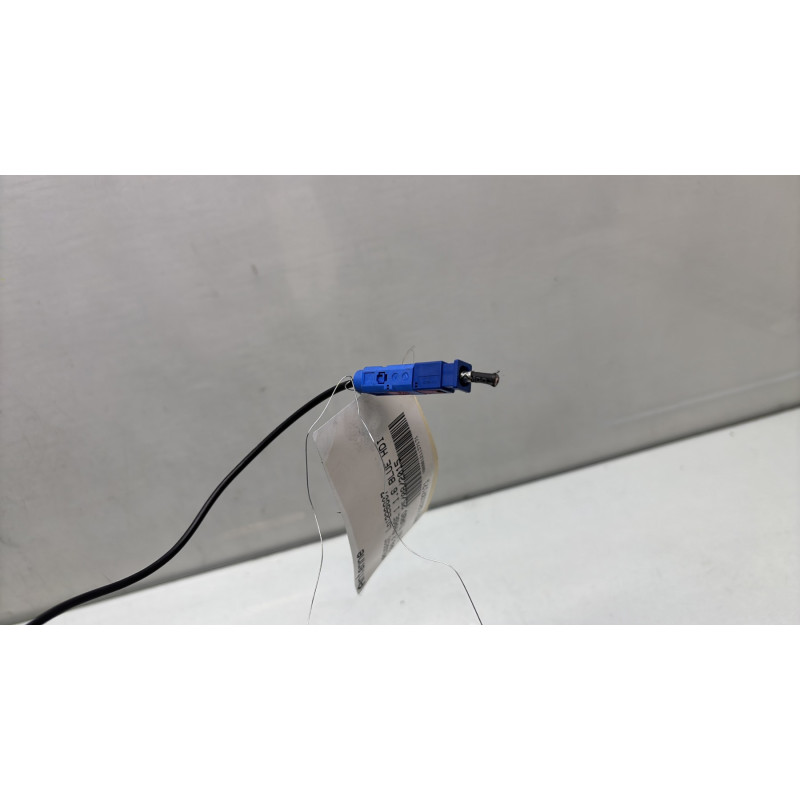 Antenne PEUGEOT 308 2 Photo n°4