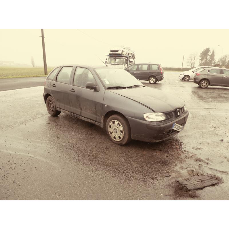 Feu arriere secondaire droit (feux) SEAT IBIZA 2 Photo n°24