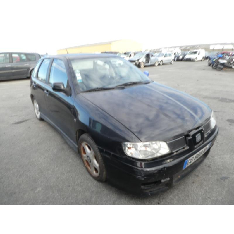 Feu arriere principal droit (feux) SEAT IBIZA 2 Photo n°25
