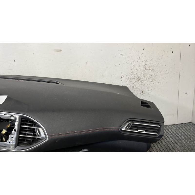 Planche de bord complete PEUGEOT 308 2 Photo n°8