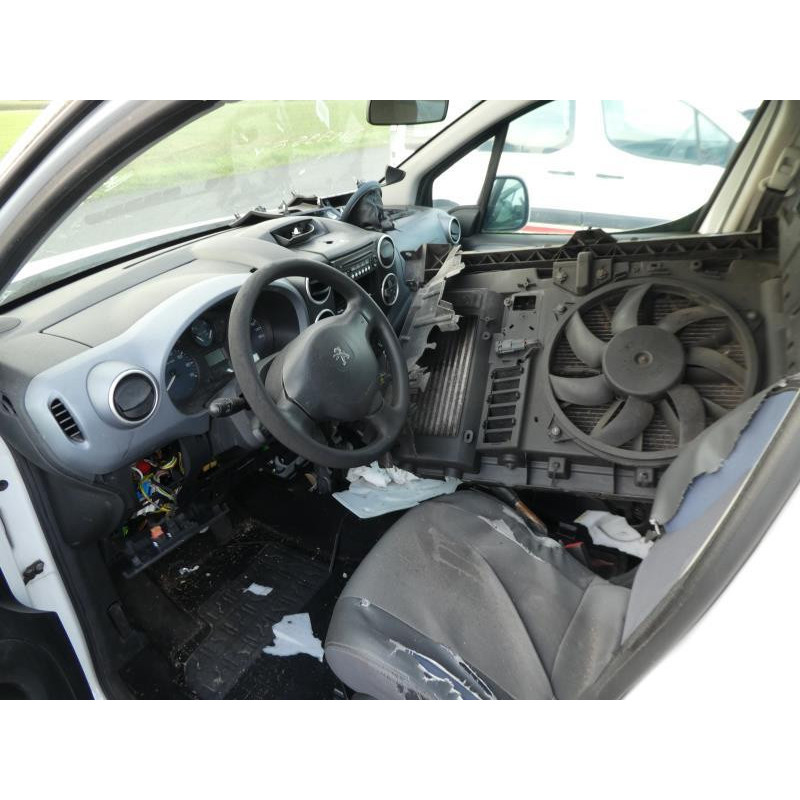 Attache ceinture avant droit PEUGEOT PARTNER 2 Photo n°13