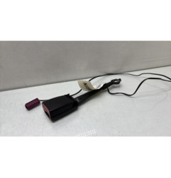 Attache ceinture avant droit FORD FIESTA 6 Photo n°1