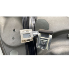 Leve vitre electrique avant droit MERCEDES CLASSE B 245