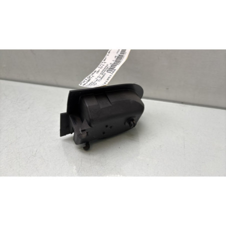 Poignee interieur avant droit FORD FIESTA 4
