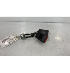 Attache ceinture arriere gauche VOLKSWAGEN POLO 5