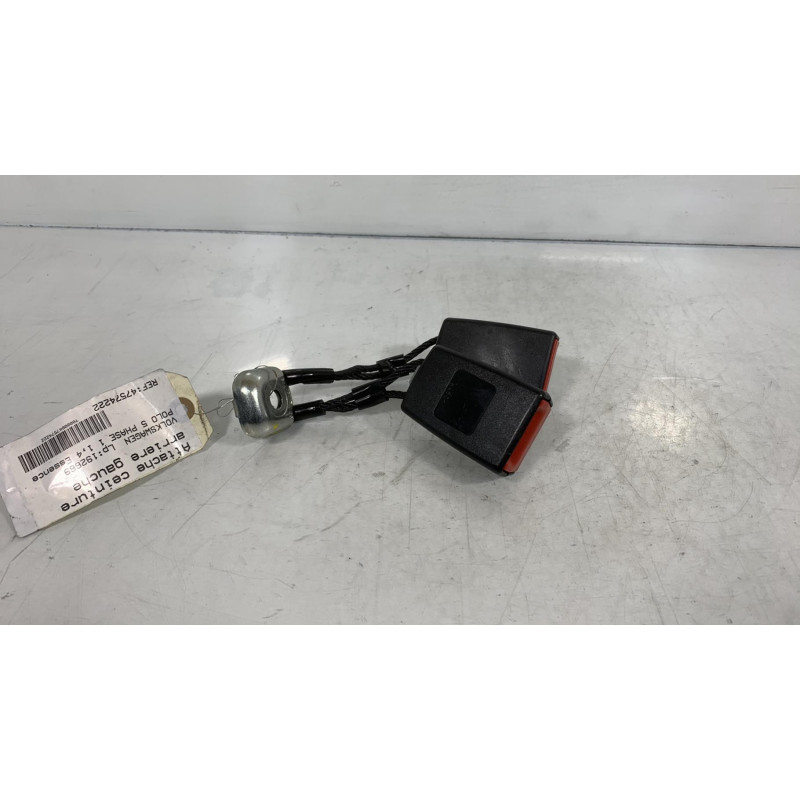 Attache ceinture arriere gauche VOLKSWAGEN POLO 5 Photo n°9