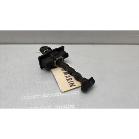 Arret de porte avant droit PEUGEOT 5008 2