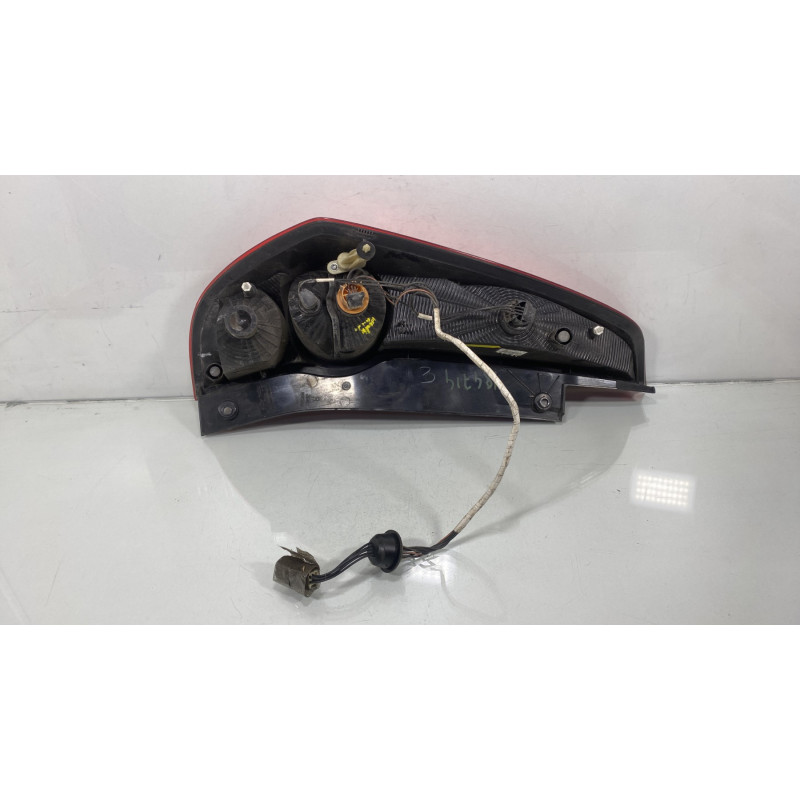 Feu arriere principal droit (feux) OPEL AGILA B Photo n°3