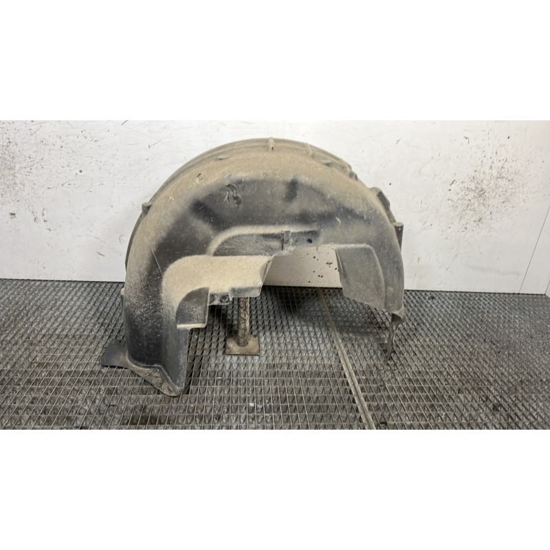 Pare boue arriere gauche PEUGEOT 5008 2 Photo n°2