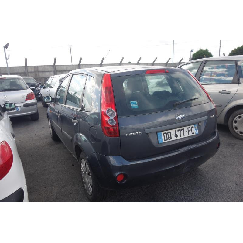 Feu arriere principal droit (feux) FORD FIESTA 5 Photo n°10
