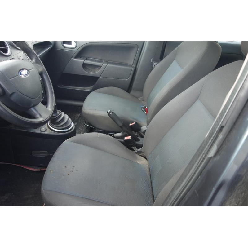 Feu arriere principal droit (feux) FORD FIESTA 5 Photo n°16