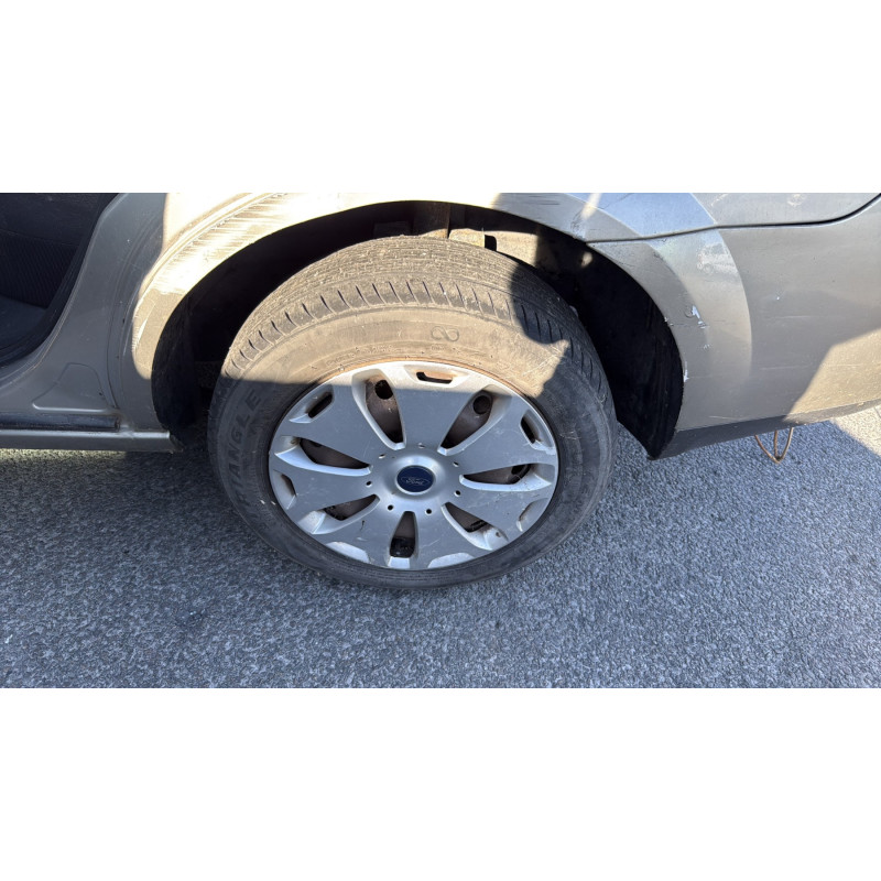 Feu arriere principal droit (feux) FORD MONDEO 2 Photo n°13