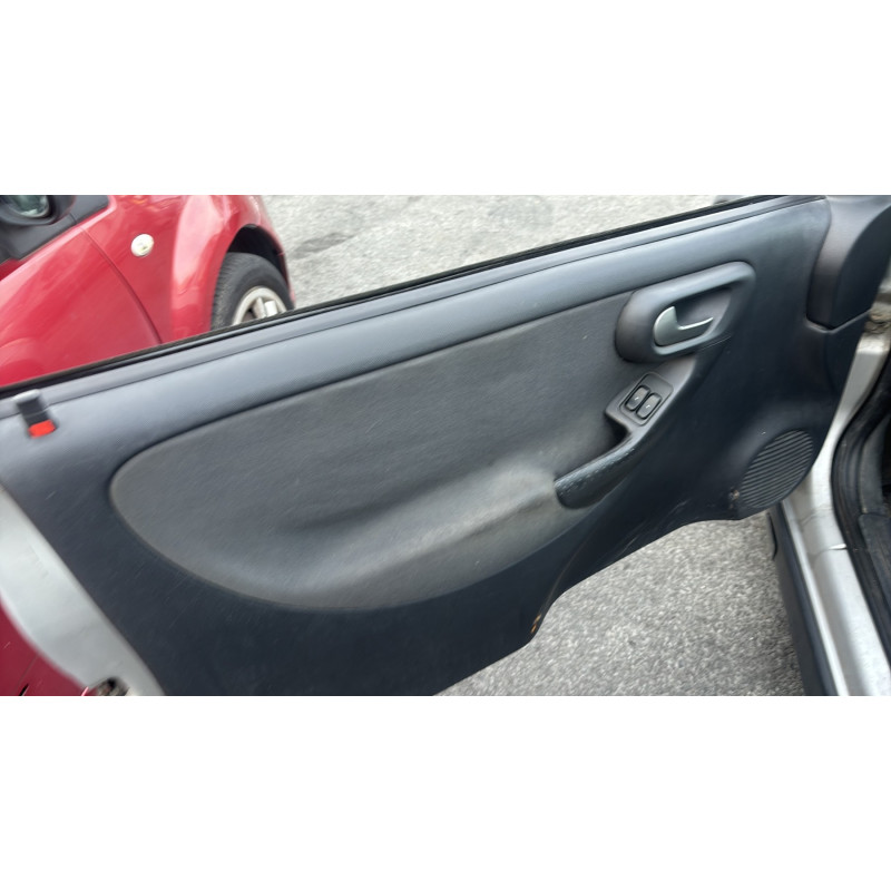 Retroviseur droit OPEL CORSA C Photo n°12