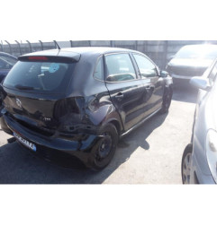Attache ceinture arriere gauche VOLKSWAGEN POLO 5