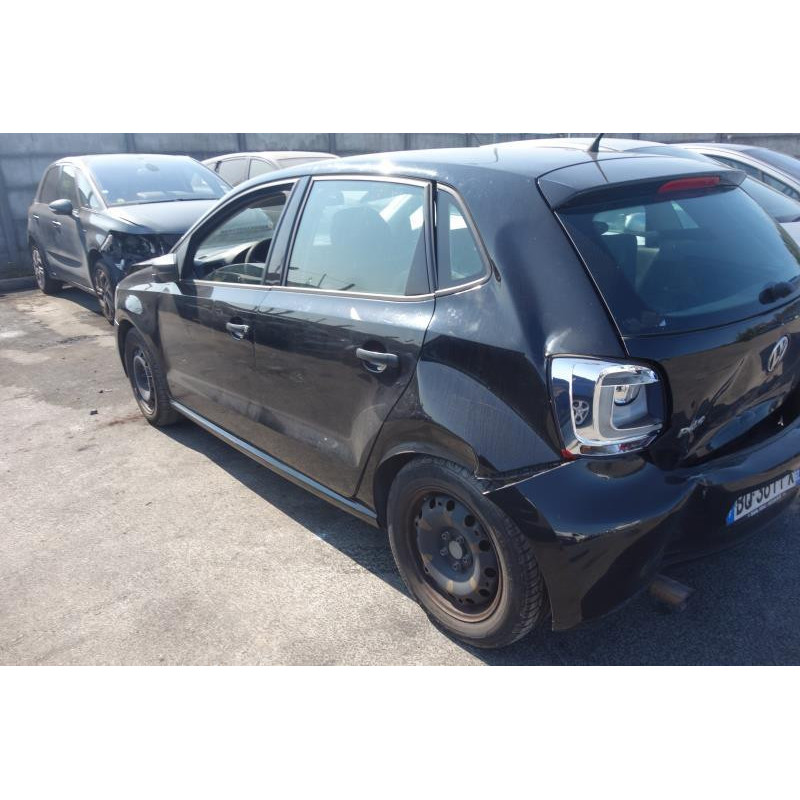 Attache ceinture arriere gauche VOLKSWAGEN POLO 5 Photo n°13