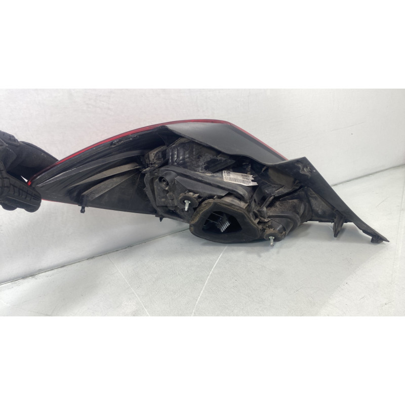 Feu arriere principal droit (feux) OPEL CORSA D Photo n°3