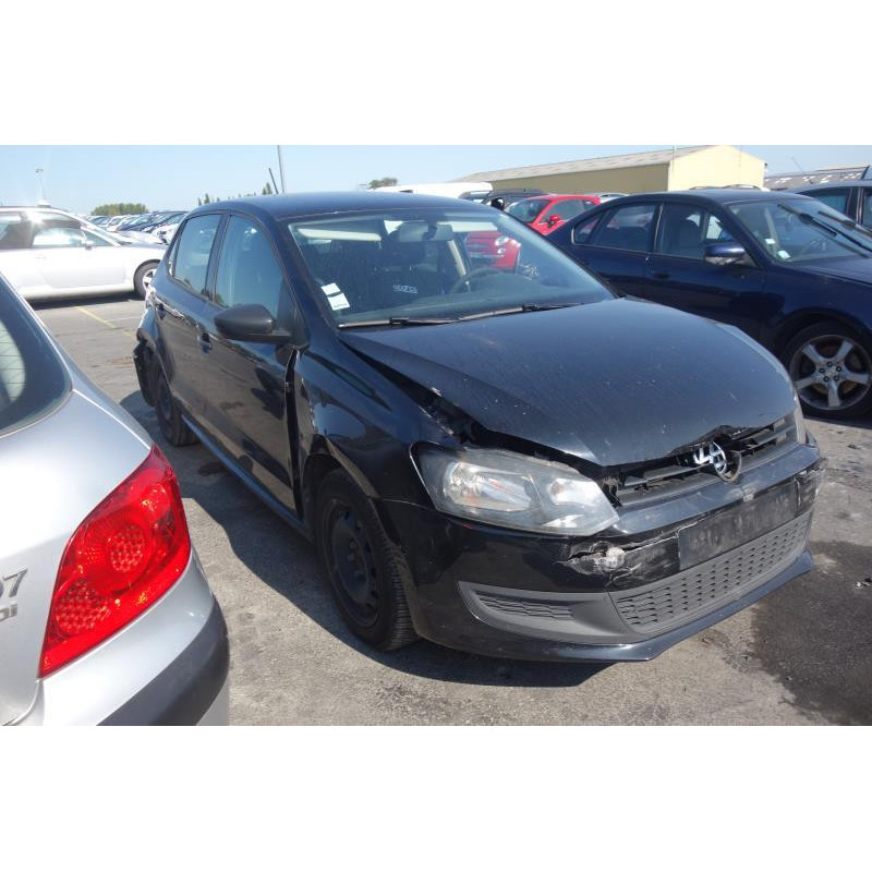 Attache ceinture arriere gauche VOLKSWAGEN POLO 5 Photo n°21