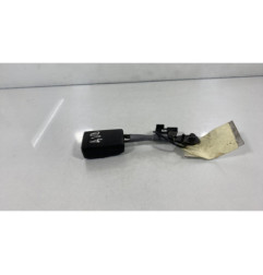 Attache ceinture avant droit OPEL INSIGNIA 1