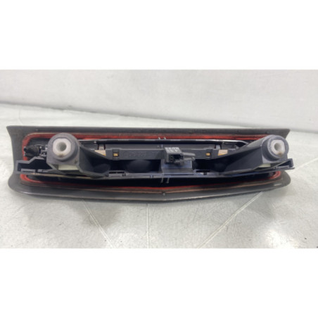 Feu arriere stop central OPEL CORSA D