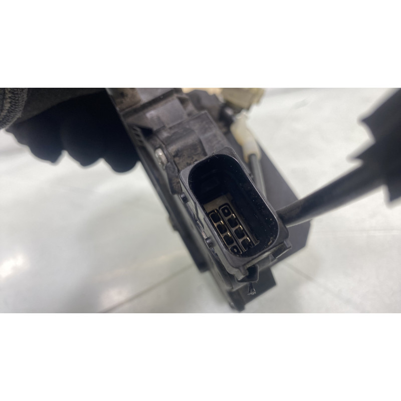 Serrure arriere droit OPEL CORSA D Photo n°3