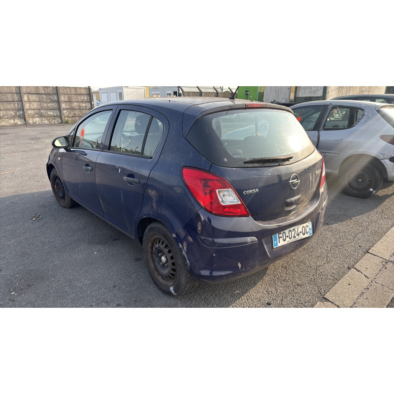 Pompe à carburant OPEL CORSA D Photo n°8
