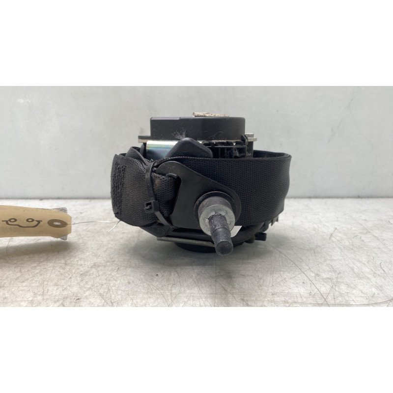 Pretensionneur de ceinture avant droit MERCEDES CLASSE B 245 Photo n°4