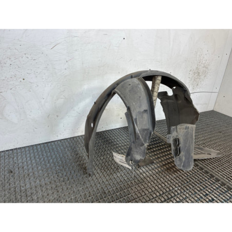 Pare boue avant gauche RENAULT KANGOO 1