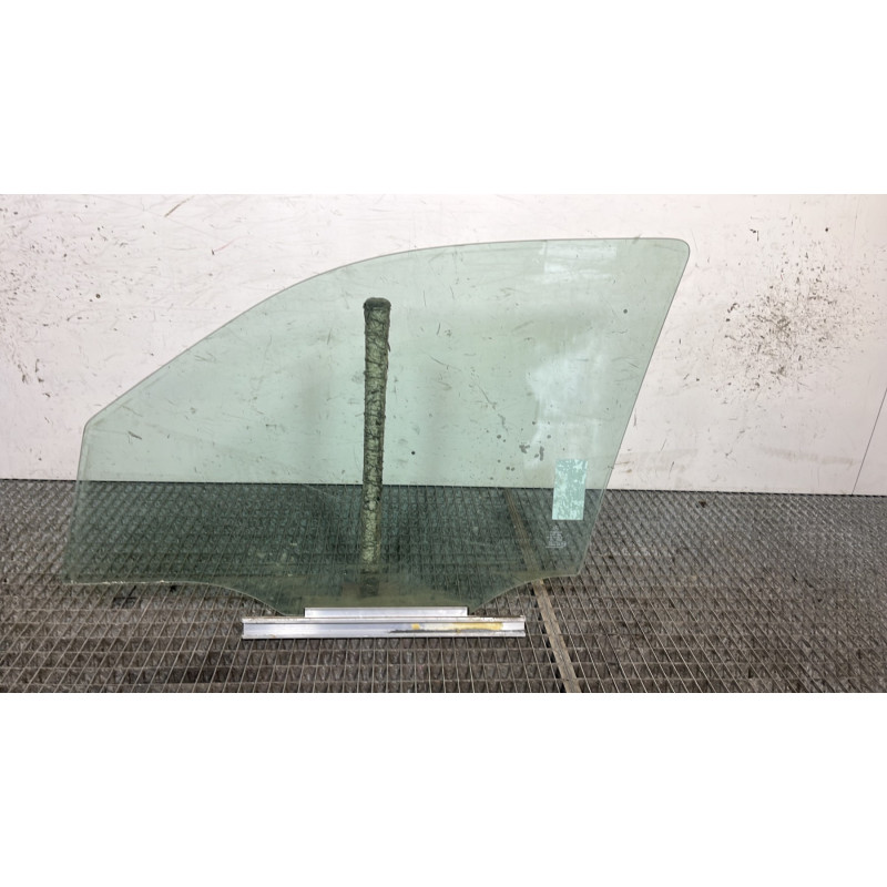 Vitre avant droit MERCEDES CLASSE M 163 Photo n°4
