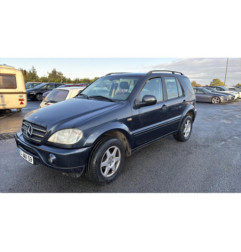 Feu arriere stop central MERCEDES CLASSE M 163