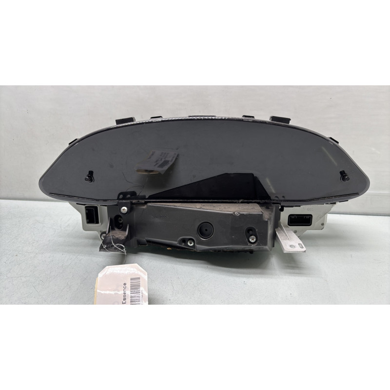 Compteur TOYOTA YARIS 2 Photo n°1
