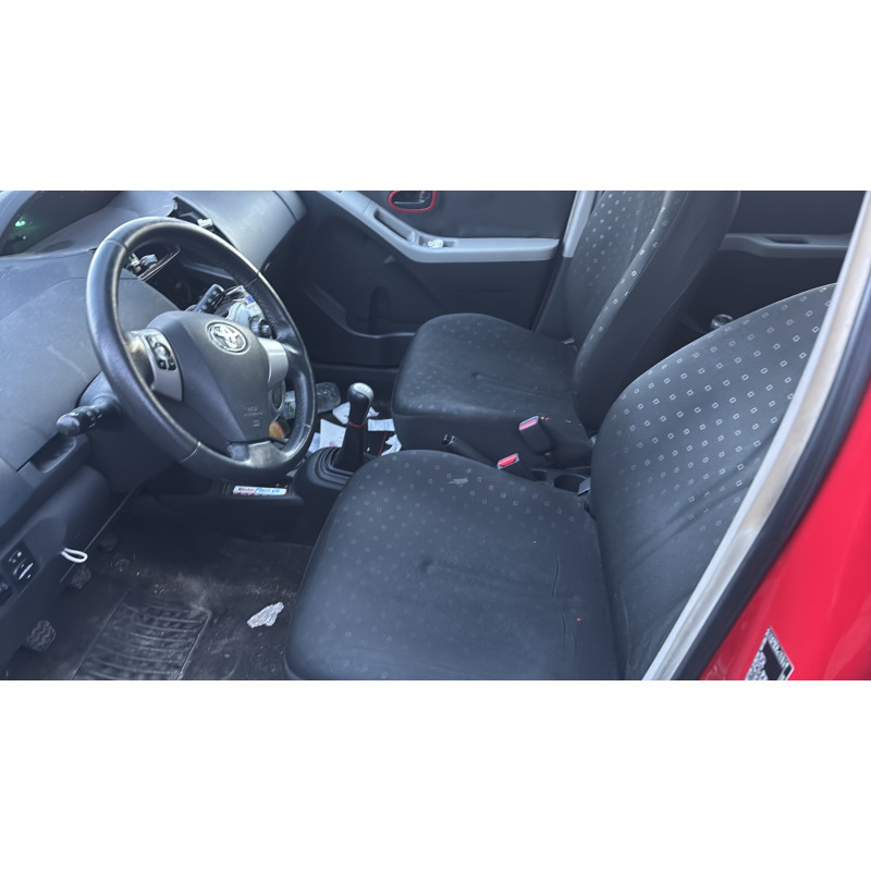 Compteur TOYOTA YARIS 2 Photo n°16