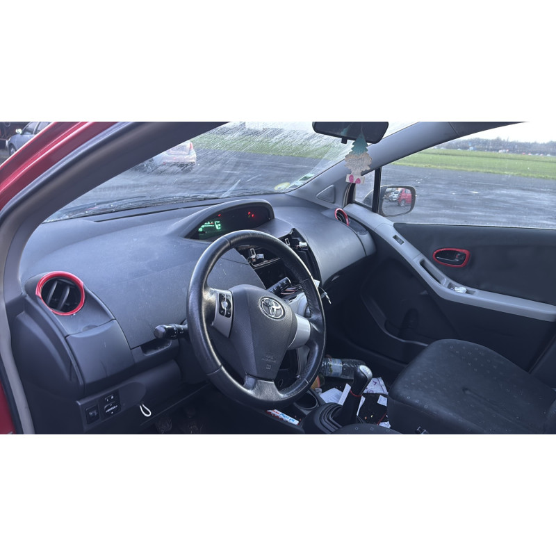 Compteur TOYOTA YARIS 2 Photo n°18