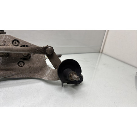 Moteur essuie glace avant TOYOTA YARIS 2