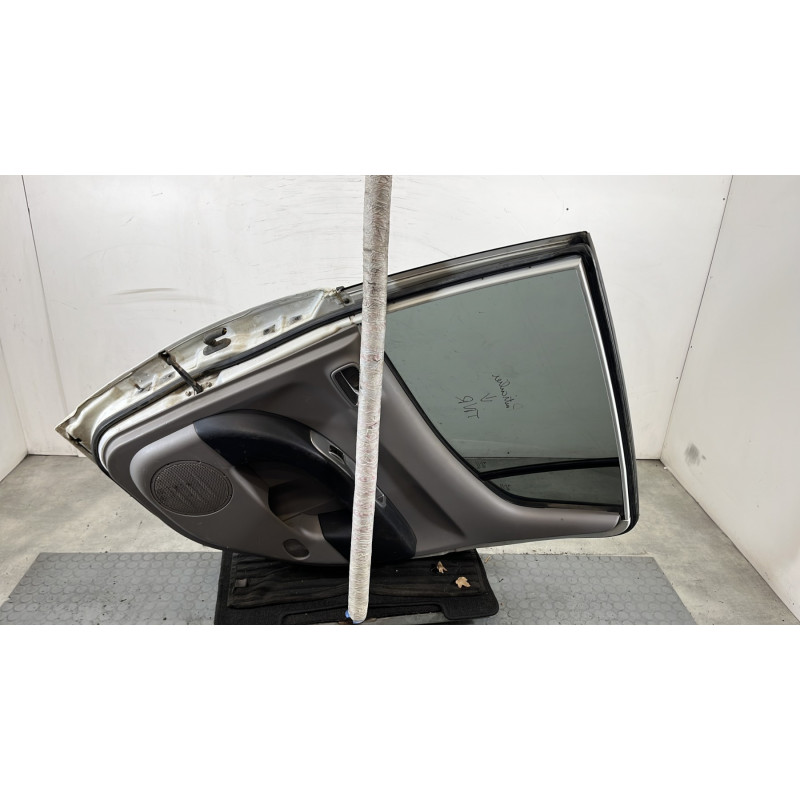 Porte arriere droit MITSUBISHI L 200 3 Photo n°6