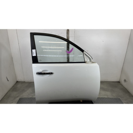 Porte avant droit MITSUBISHI L 200 3 Photo n°1