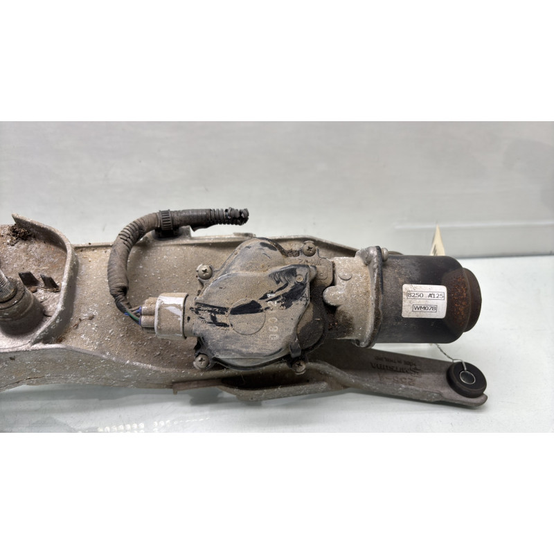 Moteur essuie glace avant MITSUBISHI L 200 3 Photo n°4