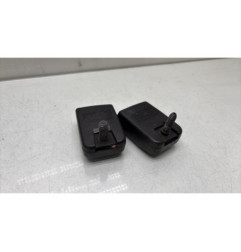 Attache ceinture arriere droit RENAULT SCENIC 2
