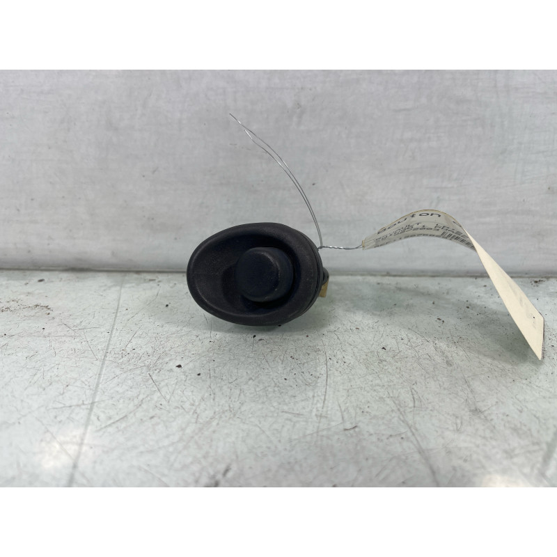 Bouton de coffre RENAULT TWINGO 1 Photo n°1