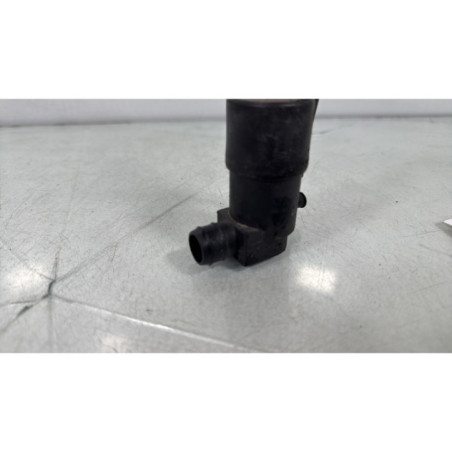 Pompe lave glace avant RENAULT MASTER 3