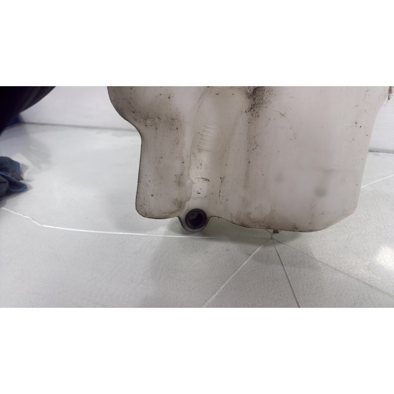 Vase de lave glace RENAULT MASTER 3 Photo n°2
