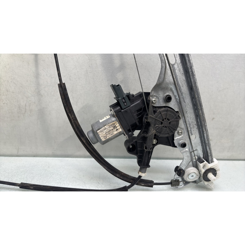 Leve vitre electrique avant gauche RENAULT MEGANE 4 Photo n°5