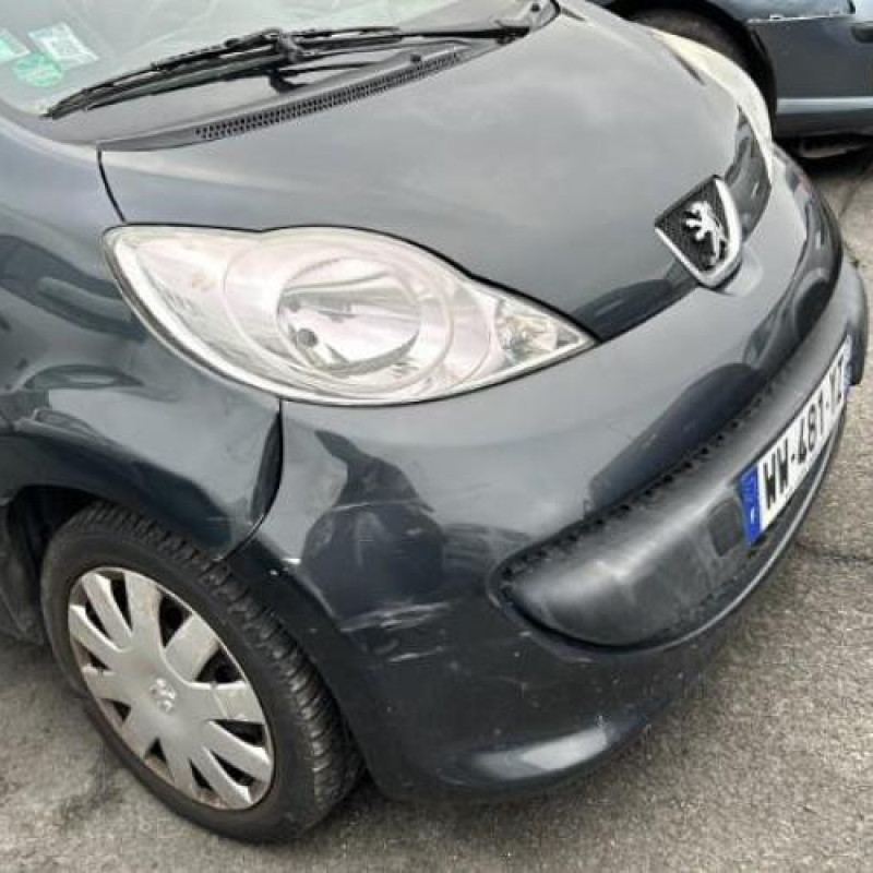 Bras essuie glace arriere PEUGEOT 107 Photo n°5