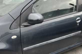 Bras essuie glace arriere PEUGEOT 107