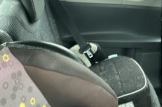 Bras essuie glace arriere PEUGEOT 107