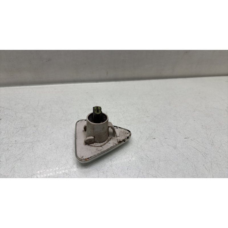 Repetiteur clignotant avant droit  (Feux) RENAULT KANGOO 2 Photo n°4